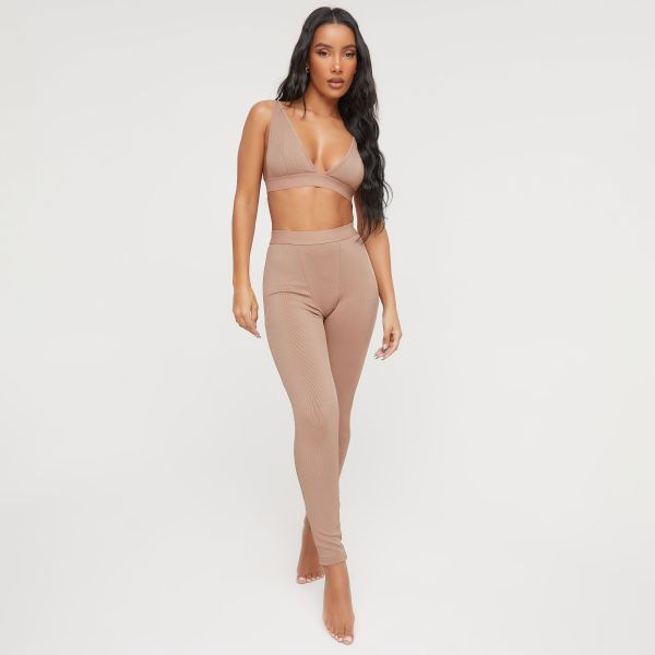 Seamless Plunge Neck Bralette And High Waist LeggingA Lounge Set In Nude Soft Ribbed, Women’s Size UK Small S
