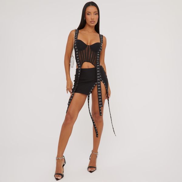 Hook And Eye Suspender Detail Split Leg Mini Skirt In Black, Women’s Size UK 6