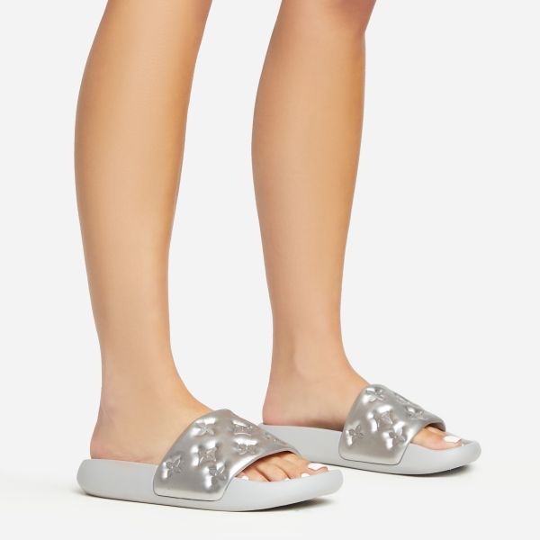 Lowkey-Famous Embossed Detail Flat Slider Sandal In Silver Faux Leather, Women’s Size UK 5