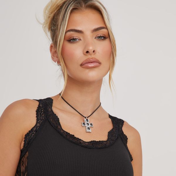 Gem Detail Cross Pendant Necklace In Silver, Women’s Size UK One Size