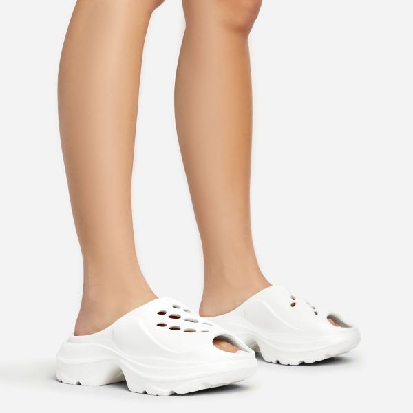 Kimbo Cut Out Detail Chunky Platform Sole Flat Slider Sandal In White Rubber, Women’s Size UK 5-6