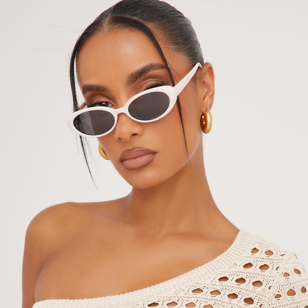 Thin Oval Sunglasses In Nude, One Size