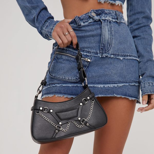 Panama Chain Detail Shaped Shoulder Bag In Black Faux Leather