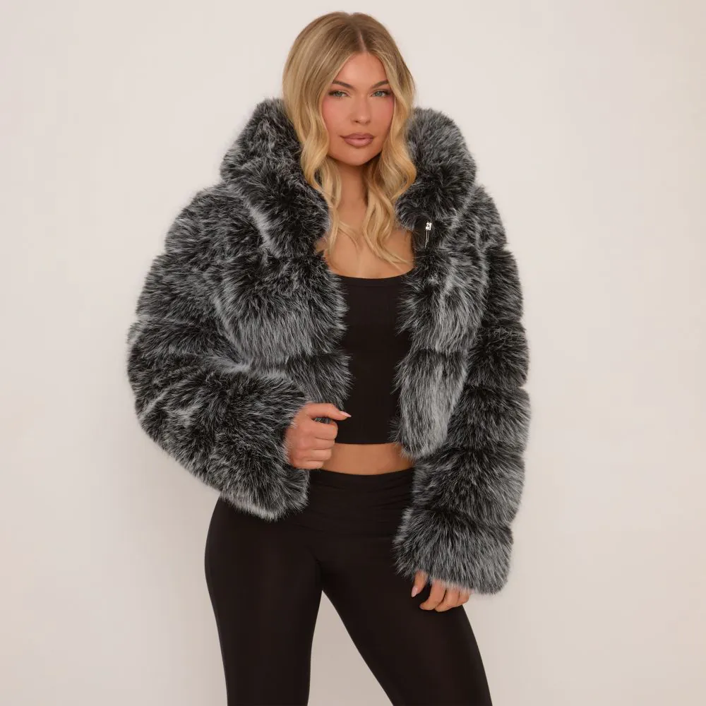 Puffer jacket with fur hood cropped on sale