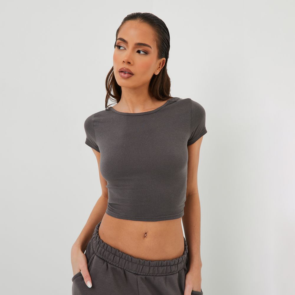Crew Neck Cap Sleeve Backless T-Shirt In Charcoal